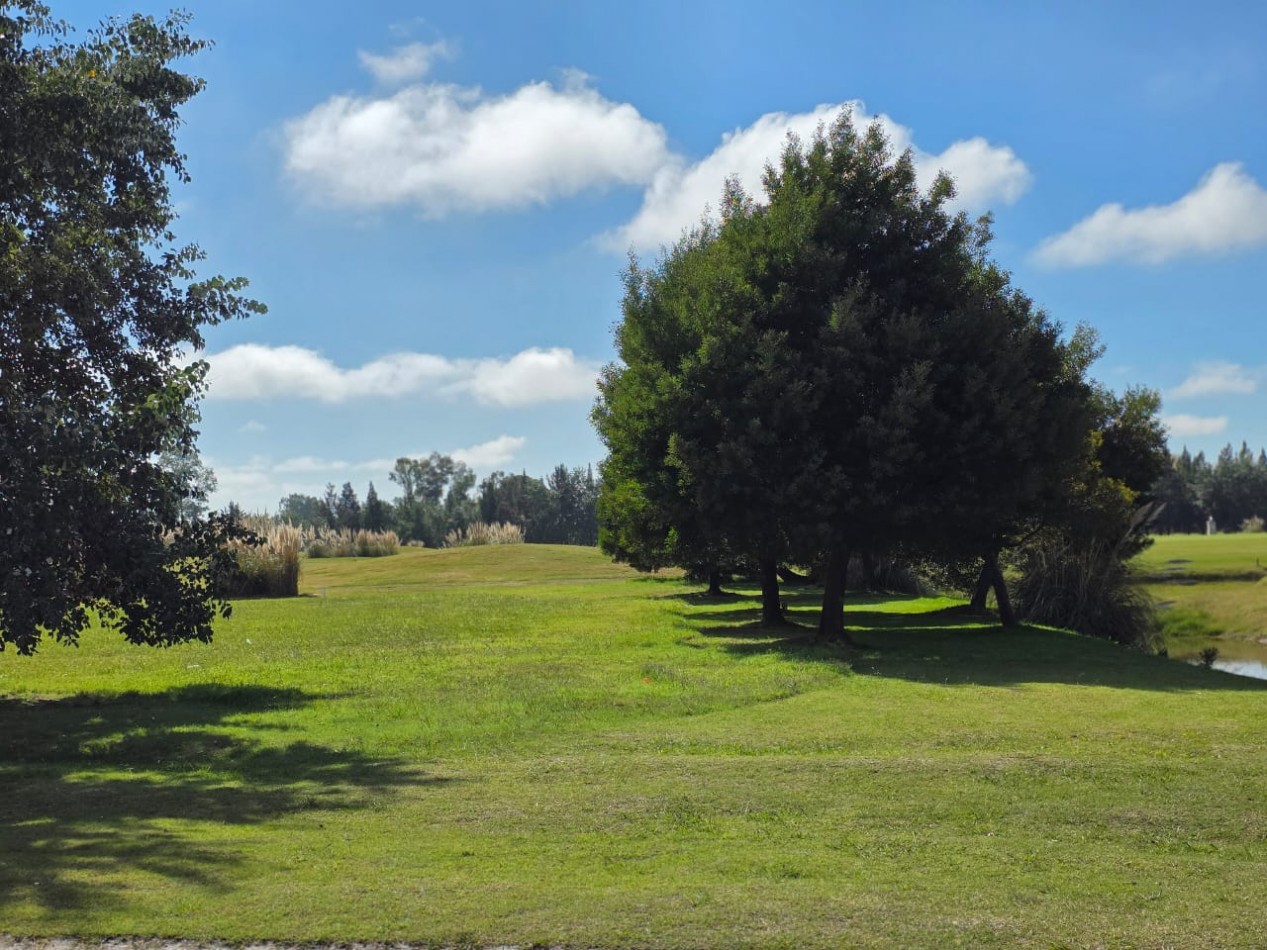 LOTE 1600M2 CON EXCELENTE ORIENTACION BARRIO SAN ELISEO