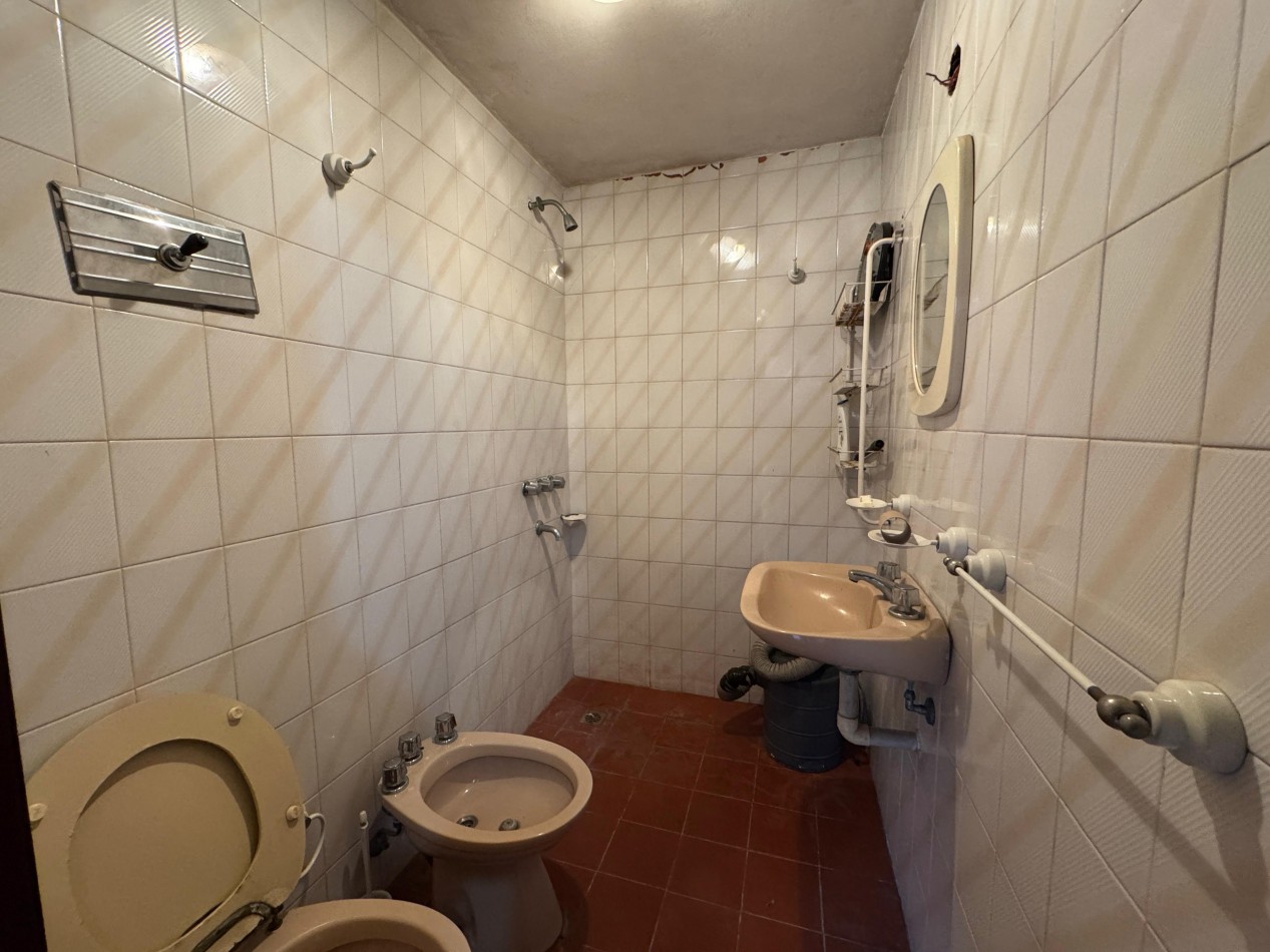 Gran Chalet 5 ambientes con jardin y pileta