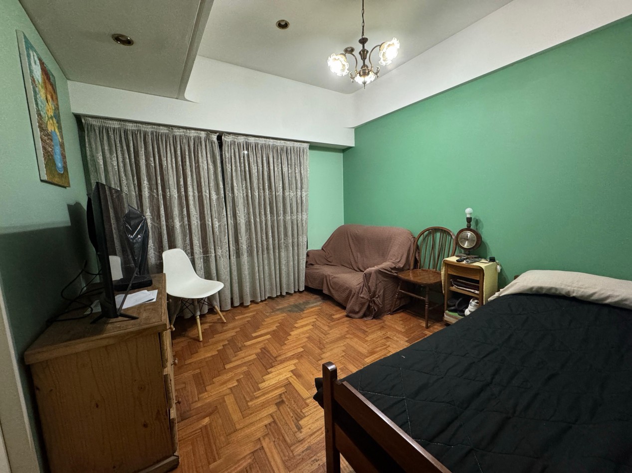 Gran Chalet 5 ambientes con jardin y pileta