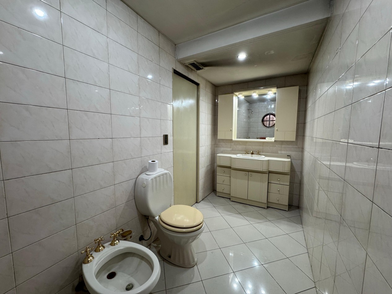 Gran Chalet 5 ambientes con jardin y pileta