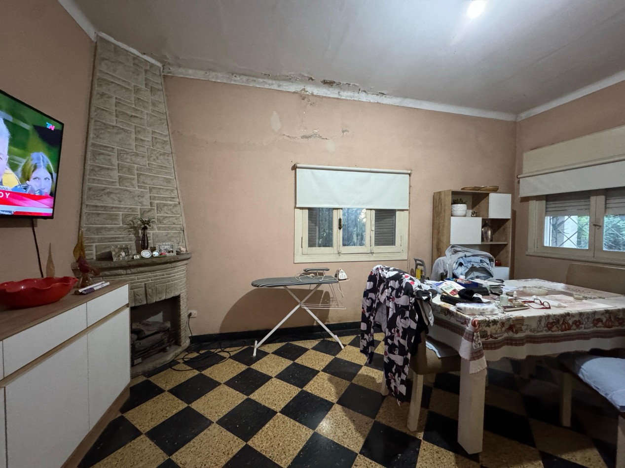 Gran lote con casa 4 ambientes