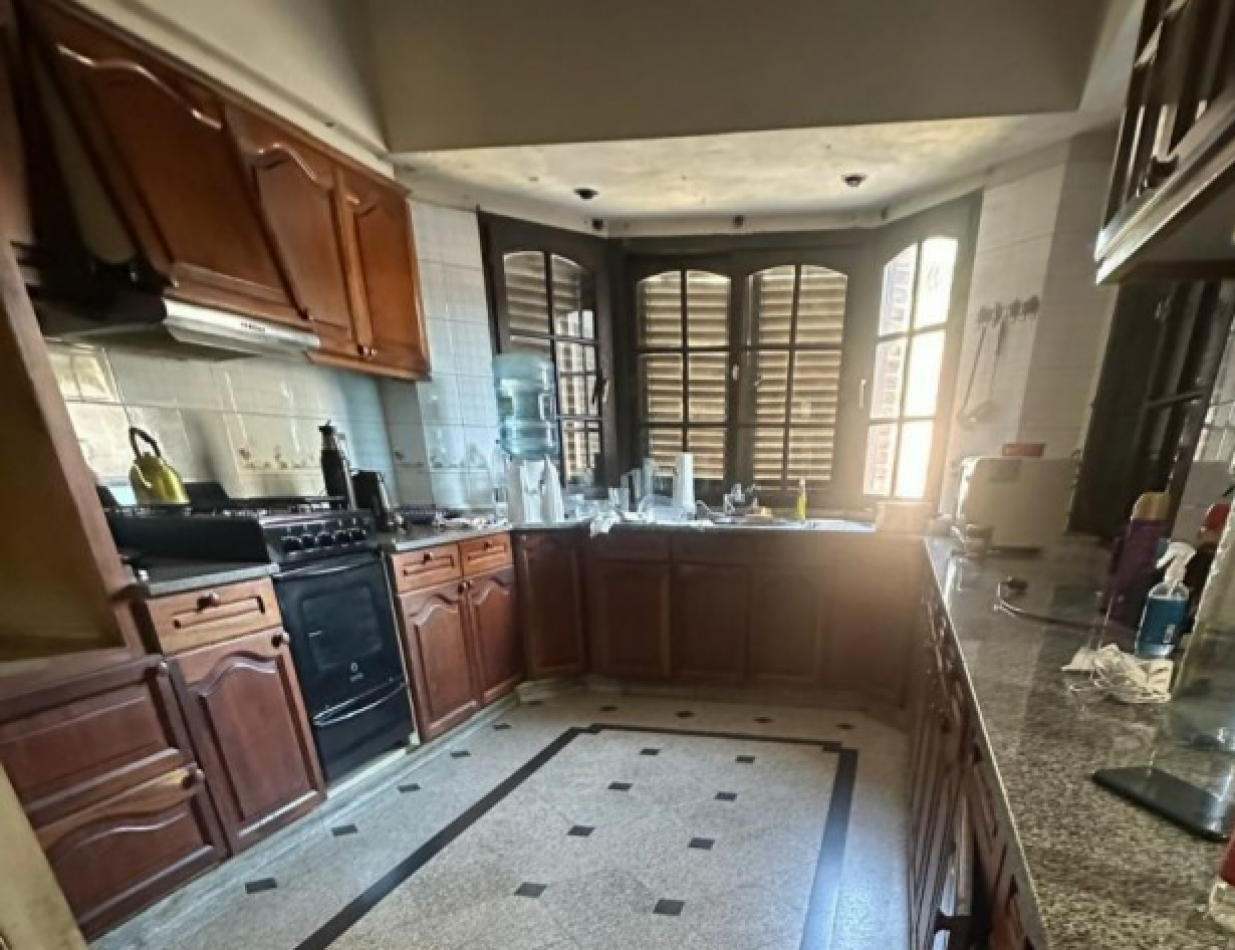 Excelente Oportunidad! Casa 4 Ambientes con Quincho y Piscina