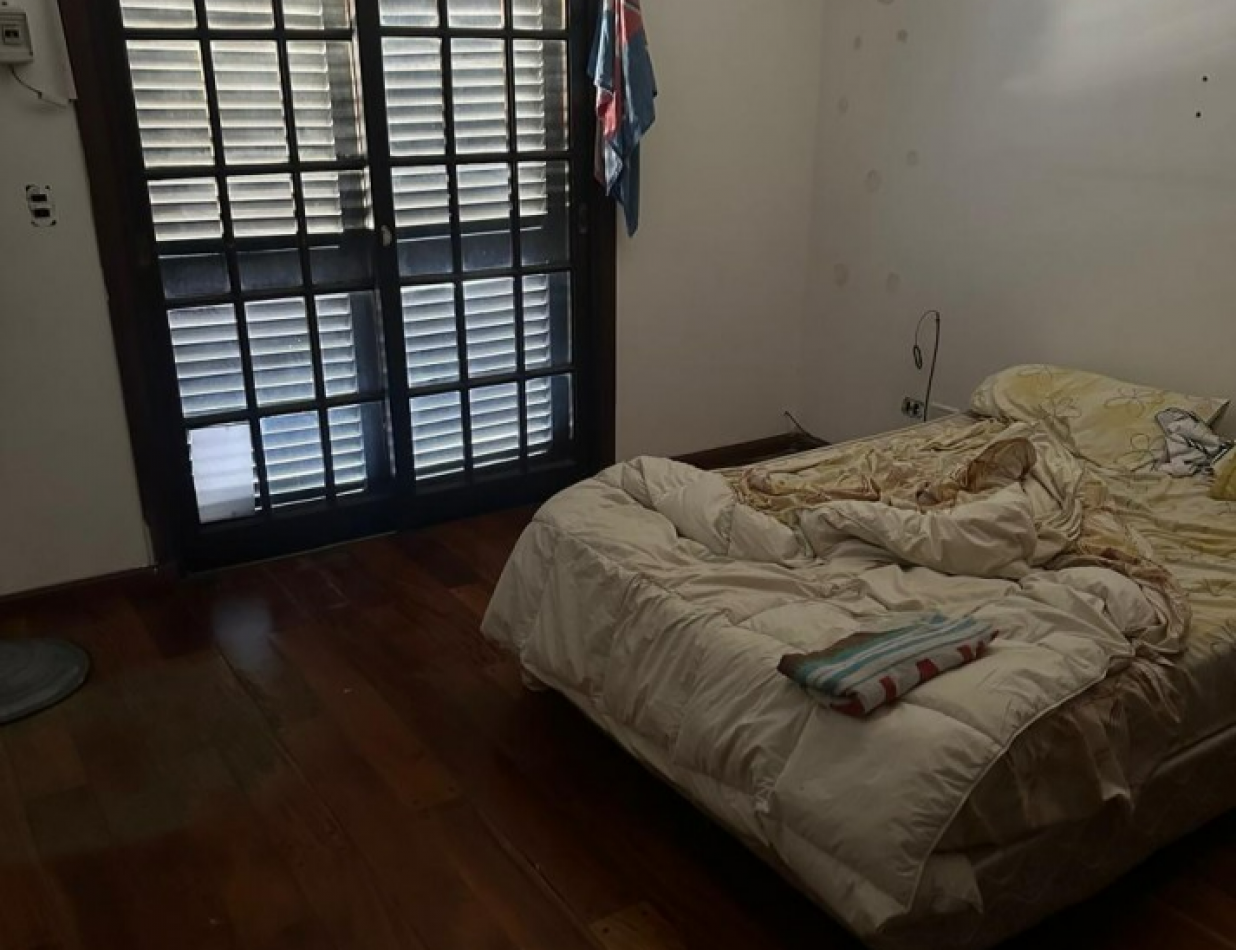 Excelente Oportunidad! Casa 4 Ambientes con Quincho y Piscina