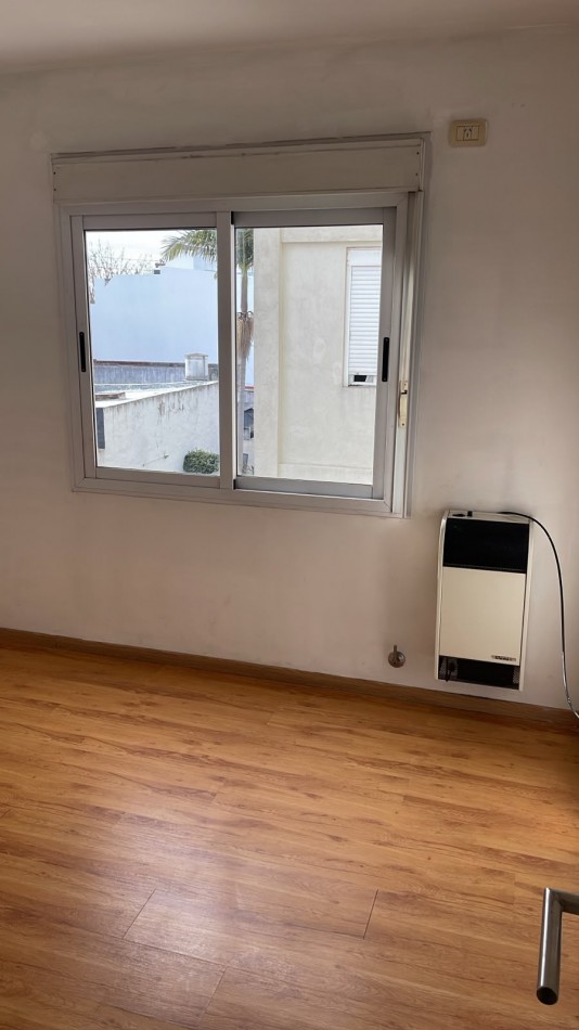 Departamento 2 ambientes en 2do piso - Excelente ubicacion 