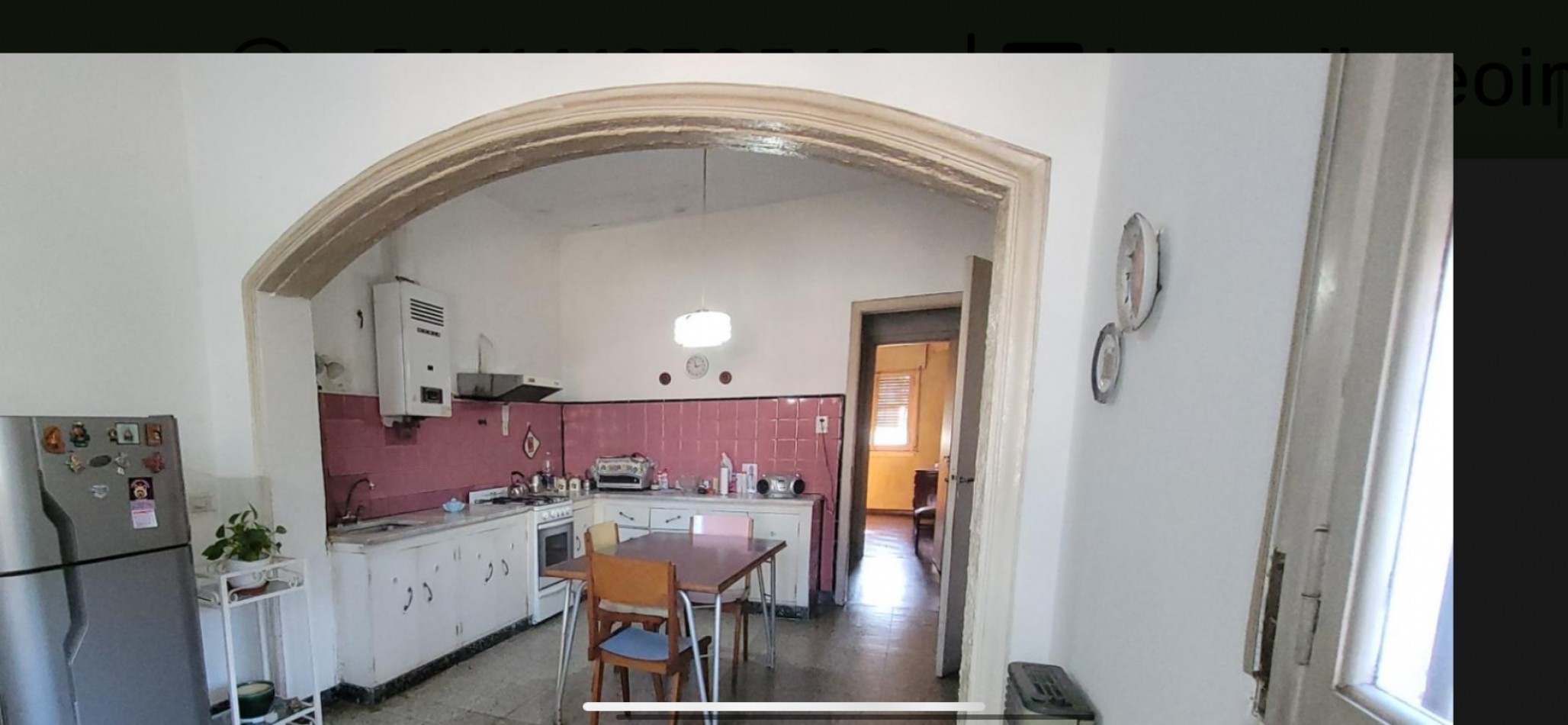 Casa de 3 ambientes con fondo 