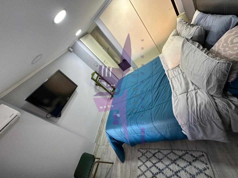 Casa 4 ambientes con deposito al frente