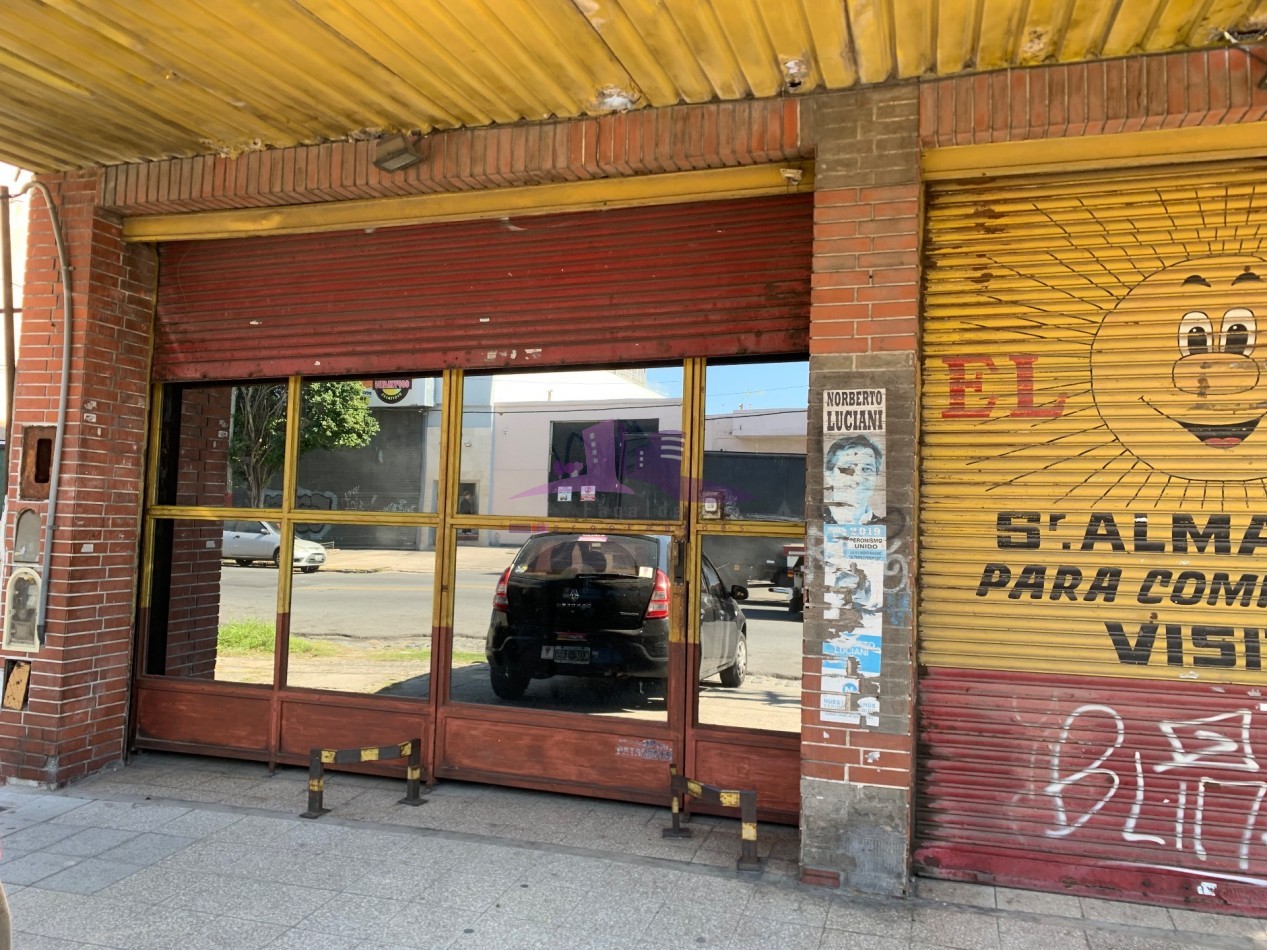 Local comercial en Lanus Oeste