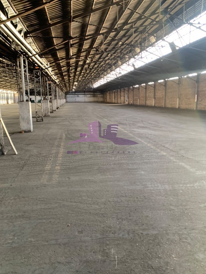 Galpon/deposito de 13000 metros2 ideal logistica - industria - transporte