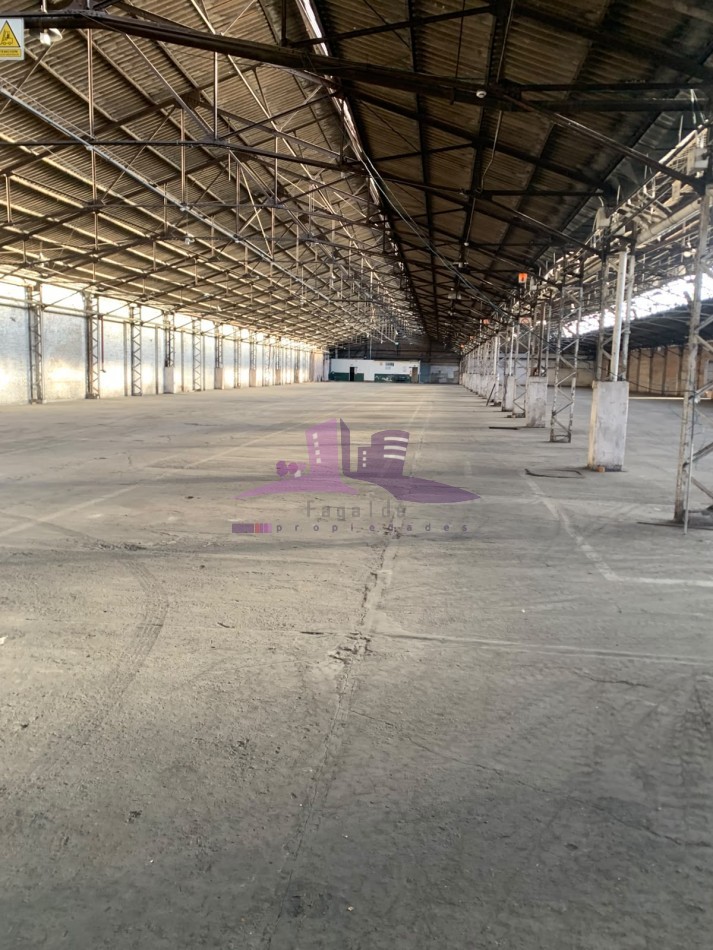 Galpon/deposito de 13000 metros2 ideal logistica - industria - transporte