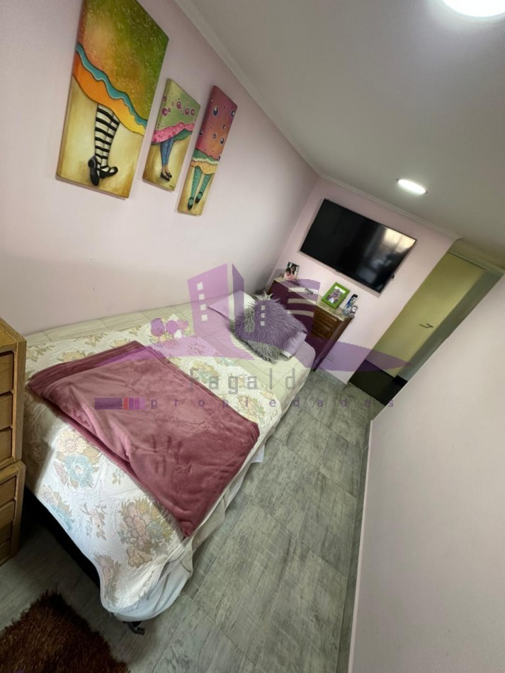 Casa 4 ambientes con deposito al frente